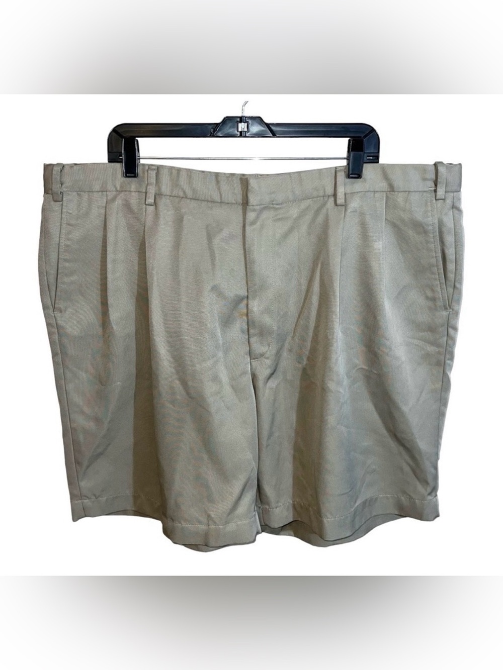 Norm Thompson Shorts Men’s Size 44 Tan Khaki Expandable Waist Casual 44x8